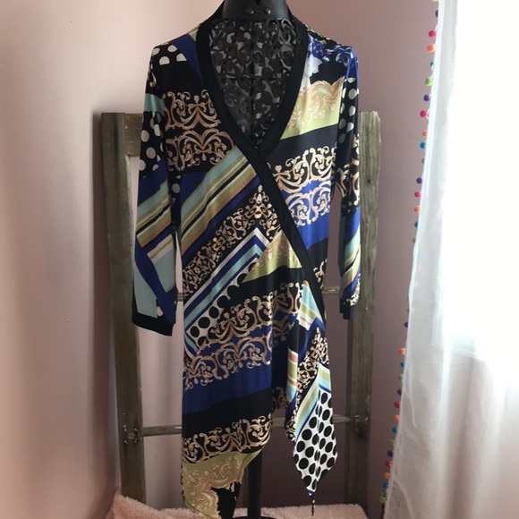 Week-end Wear by Coco Y Club tunic size small - Picture 1 of 6